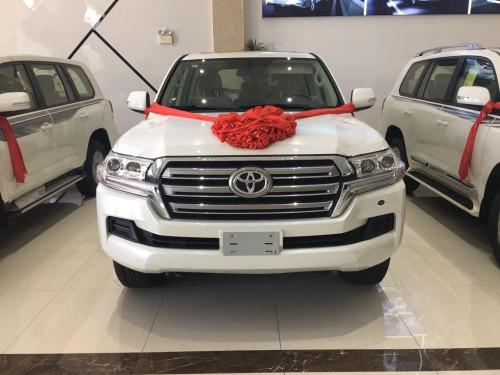 19款丰田酷路泽4000详情介绍及陆巡价格