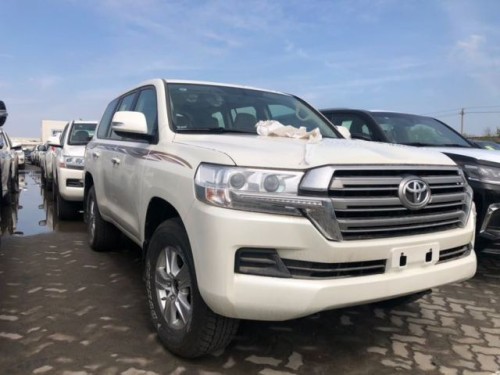 中东版丰田酷路泽4000 八气后挂优惠2万