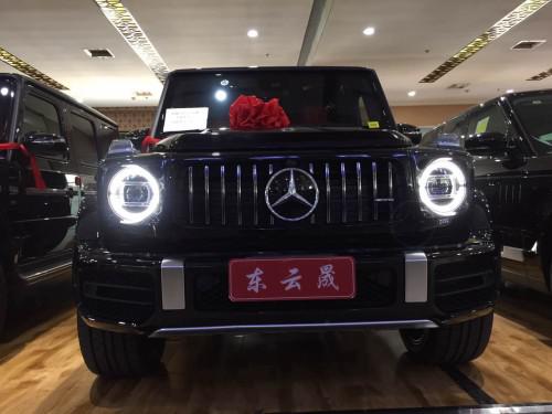 19款加版高配版奔驰G63现车店内价格