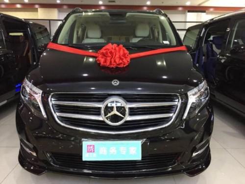 19款纯进口奔驰V250店铺现车降价促销