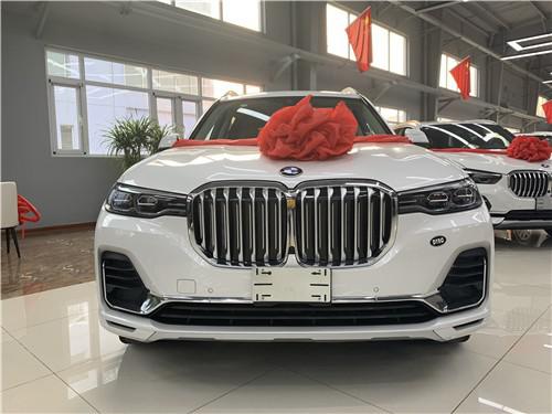 19款宝马X7最新现车报价配置讲解