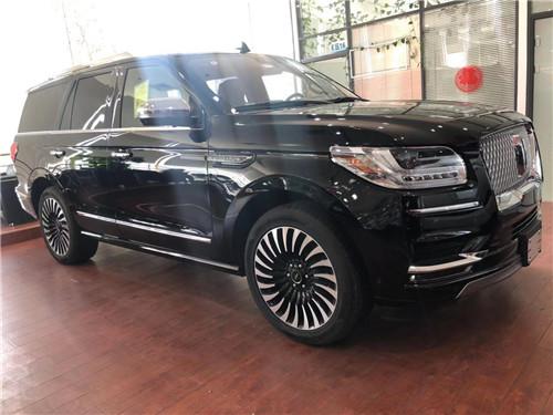 2019款林肯领航员加长版港口赔钱处理