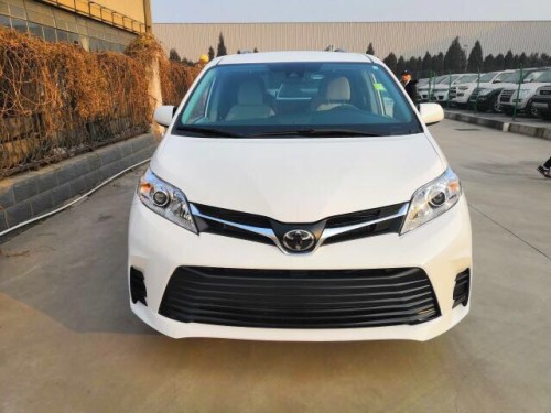 20款丰田塞纳四驱版实车配置及行情价格