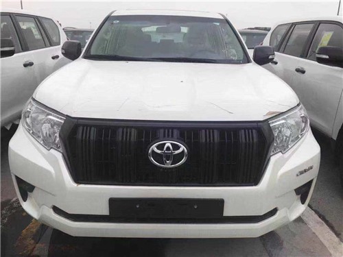 19款中东版丰田霸道2700现车 配置及报价