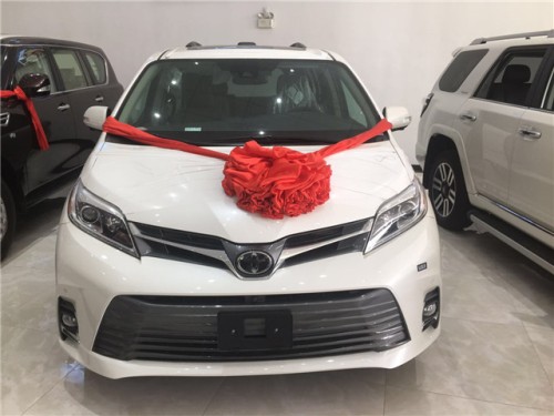 2020款丰田塞纳四驱抢先了解商务车价格