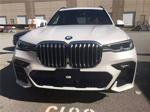 2020款加版宝马X7豪华M运动版 最新价格