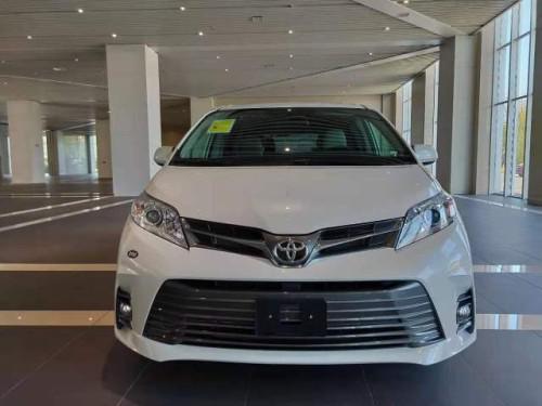 2020款丰田塞纳加版四驱与墨版两驱优惠