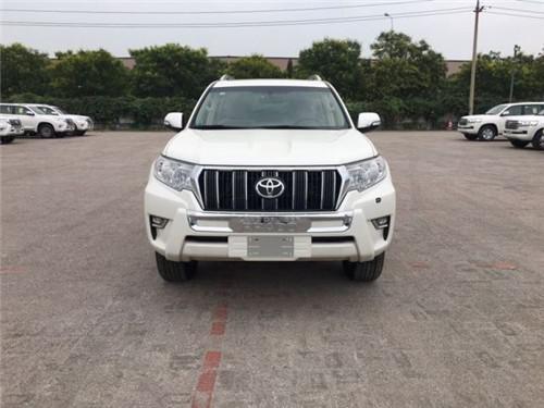 19款丰田霸道4000年末促销港口火爆销售