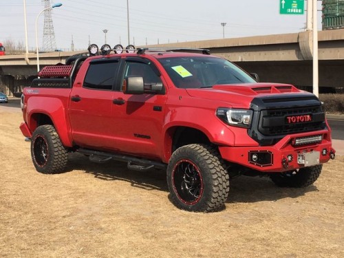 19款丰田坦途专业改装配件实拍图 特价