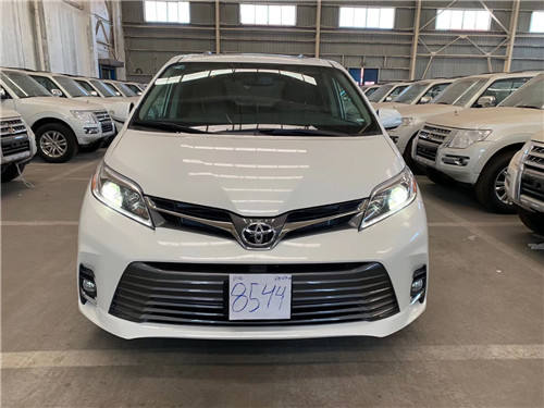 2019款丰田塞纳墨版 两驱LTD精配热卖