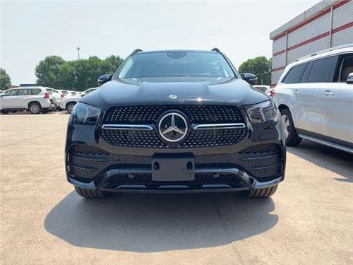 20款奔驰GLE450店内现车让利运动气息浓