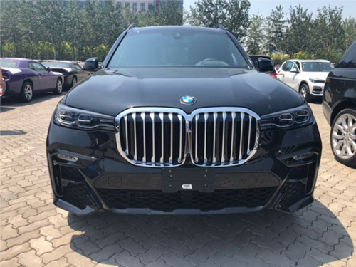 2020款加版宝马X7 性价比超高优惠报价