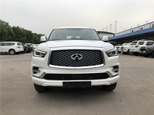 2019款英菲尼迪QX80大型SUV港口报价优惠