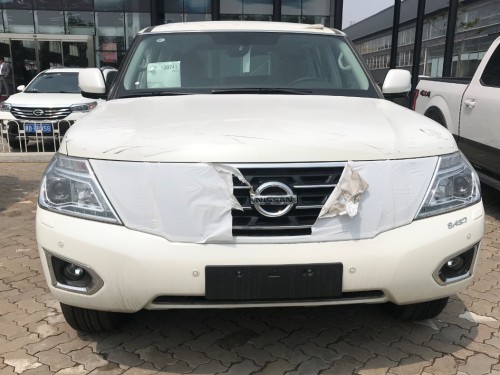 19款日产途乐4.0XE五一优惠大型促销会