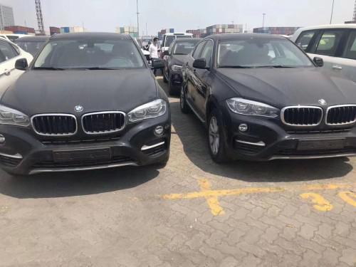 18款宝马X5现车实拍 港口车源多风采依旧