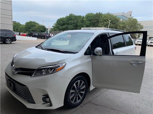 2020款塞纳两驱顶配LTD版 端午节活动价