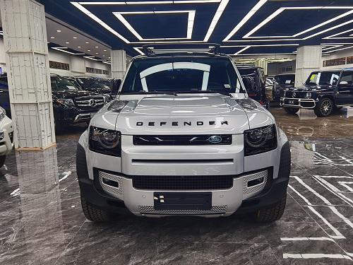 全新路虎卫士110价格实拍现车国六售全国