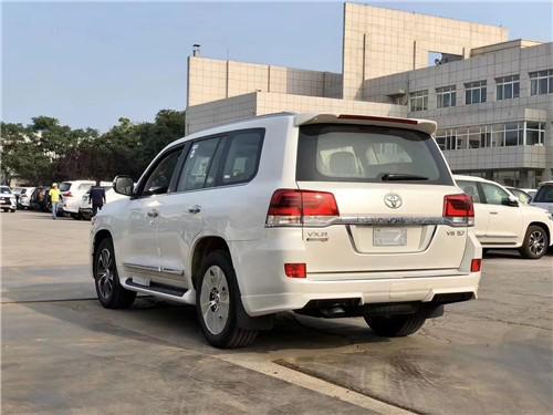 2020款酷路泽5700顶配 天津港最新报价