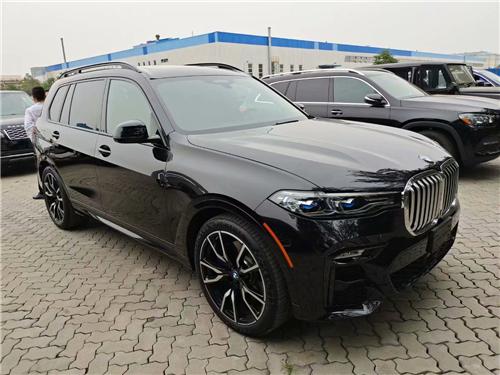 21款加版宝马X7实在的价格 现车优惠中