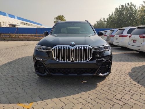 2021款宝马X7国六尊贵奢华座驾十月优惠