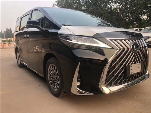 21款雷克萨斯LM300四座 天津港最低报价