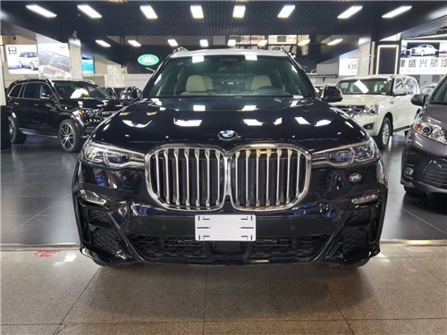 21款加版宝马X7低价特惠促销 现车随时提