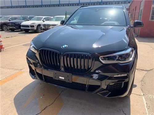 21款宝马X5 3.0T国六现车港口钜惠价格