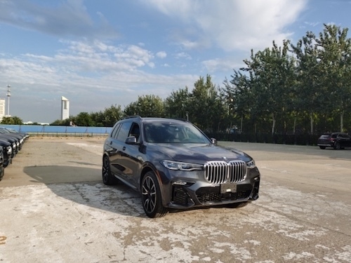 22款宝马X7天津港现车年底让利最大优惠