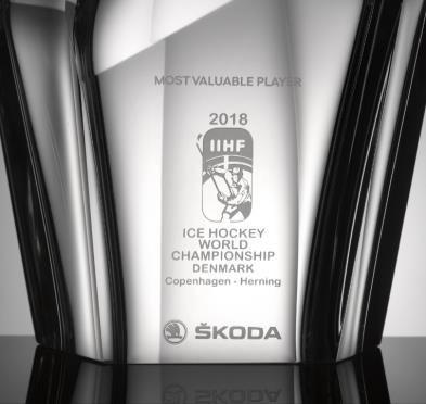 斯柯达汽车为世界冰球锦标赛设计独特的水晶玻璃奖杯