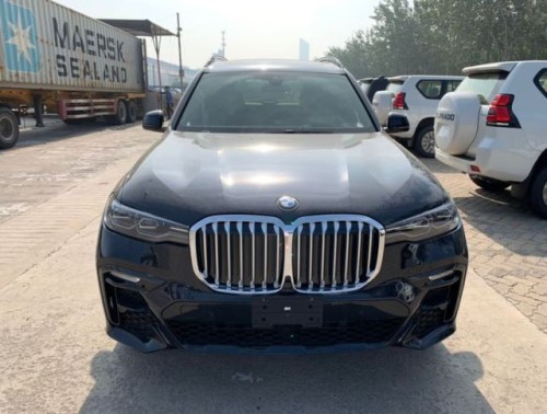 2019款宝马X7M xDrive40i动版到店销售