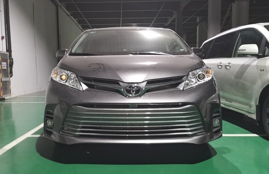 2020款丰田塞纳四驱豪华手续销售促销