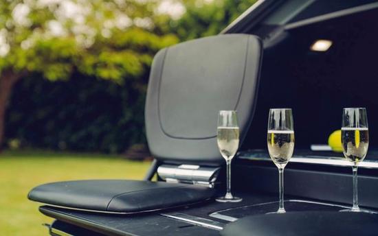 劳斯莱斯库里南五座报价品美酒佳酿