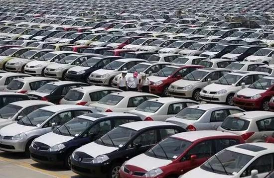 七月份产销绝对量罕见下降 中汽协:楼市影响购车消费