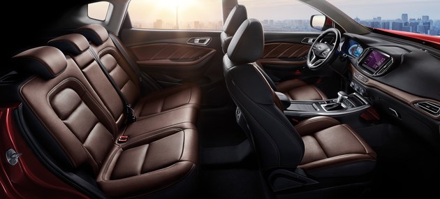 瑞虎7 FLY内饰(图片来源网络)