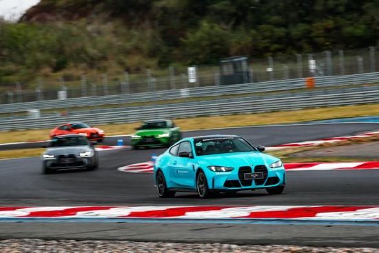 以赛道为信仰,BMW M将极致驾趣带入“新世代”征程