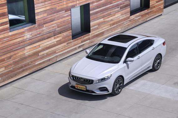 吉利全新博瑞GE设计解读 内饰中控别出心裁