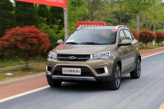 5万开回家的务实小鲜肉 试驾2018款瑞虎3x