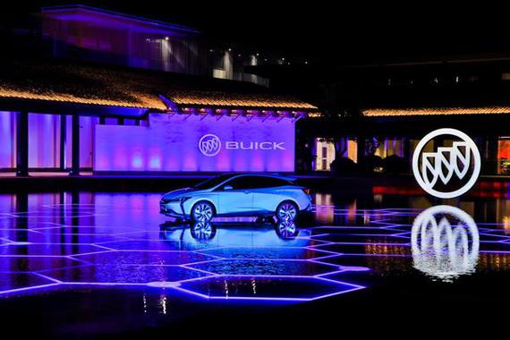 别克VELITE 6及Enspire概念车亮相别克之夜