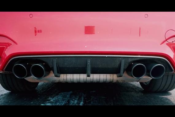 视频：奥迪RS5 手撕 宝马 M4