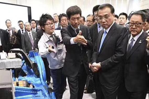 李克强参观丰田汽车北海道厂区：日企应抓住机遇深化对华合作