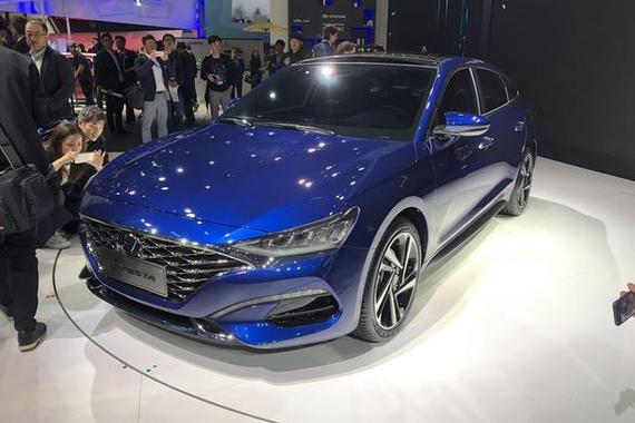 2018北京车展：北京现代LAFESTA首发亮相