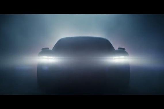 保时捷Taycan 英姿飒爽的年轻骏马