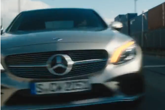 全新梅赛德斯-奔驰C级宣传片