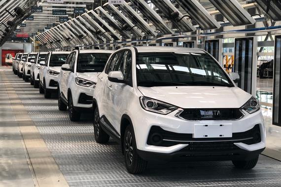 合众新能源旗下首款量产车—哪吒N01正式下线