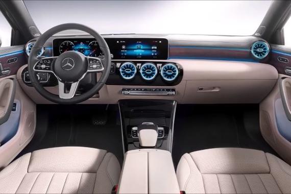 2019款奔驰A级三厢版 有里有面儿派头足