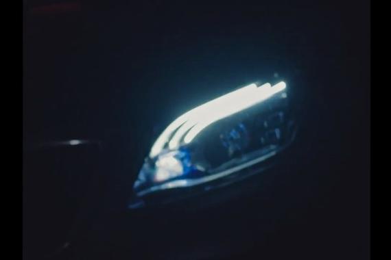 开始玩灯了?奔驰Digital Light大灯技术