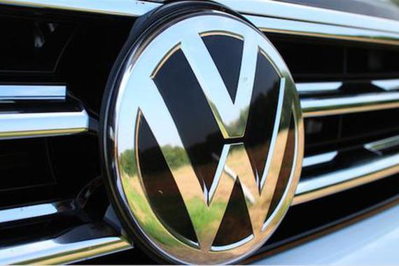 天窗存短路风险 大众汽车全球召回70万辆SUV