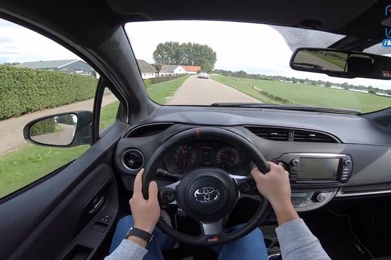 国内没有的小钢炮：丰田雅力士