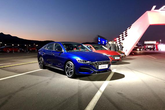 北京现代LA FESTA菲斯塔正式上市 售价11.98万起