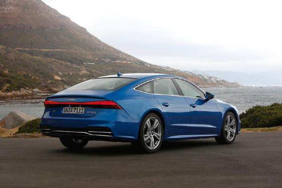 2019款奥迪A7 穿着西装的野兽！